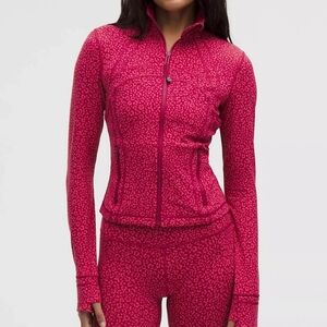 Lululemon Define Cropped Jacket *Nulu Leopard Daisy Desert Red Magenta Size 14